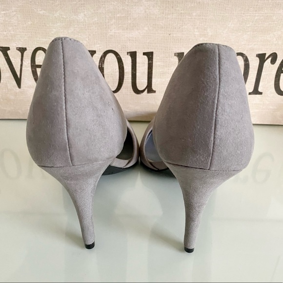 NWT Christian Siriano Grey Faux Suede Heels - 11 - Picture 3 of 8